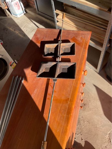 Please help identify this tool? image one